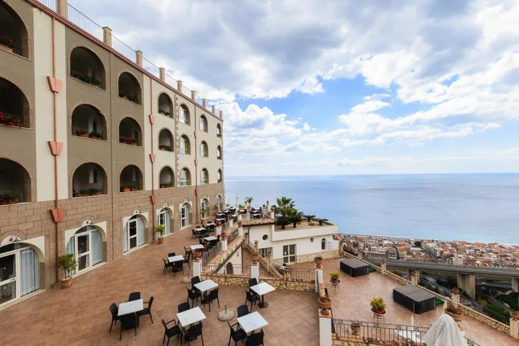 HOTEL LE TERRAZZE