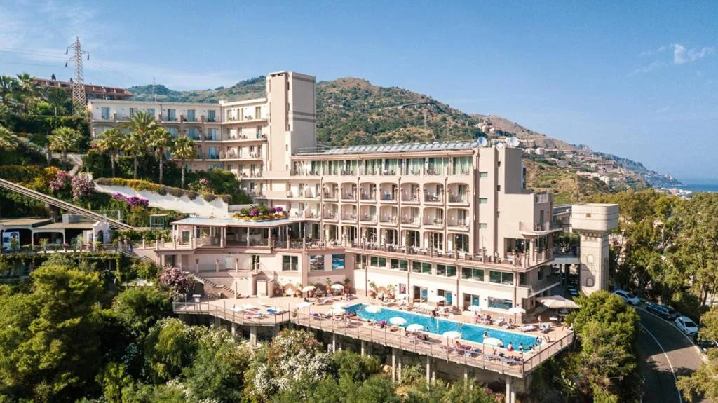 HOTEL ANTARES