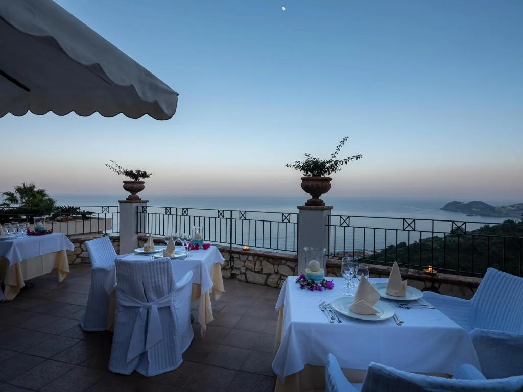 HOTEL OLIMPO