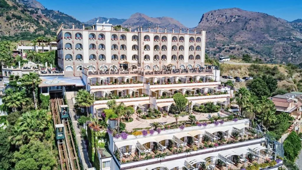 HOTEL OLIMPO