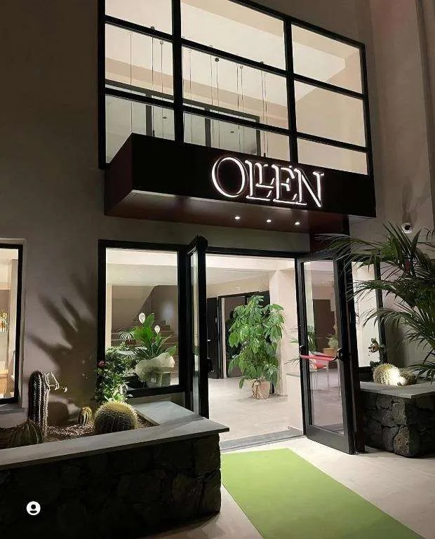 HOTEL OLLEN APARTMENTS