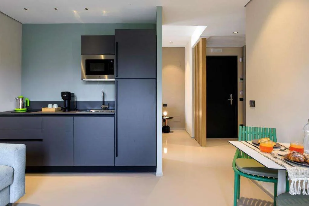 HOTEL OLLEN APARTMENTS