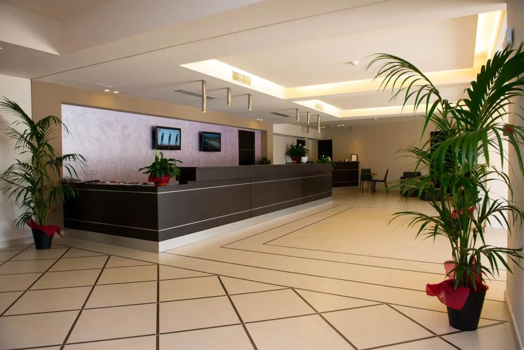 ELIHOTEL