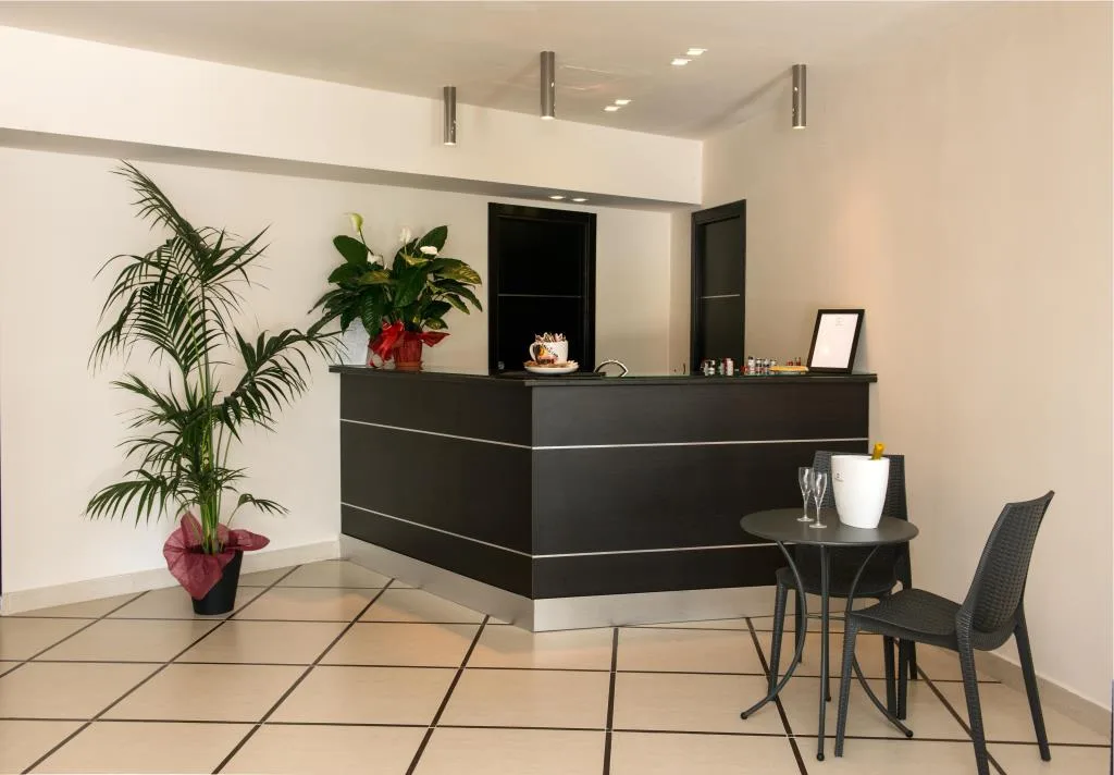 ELIHOTEL