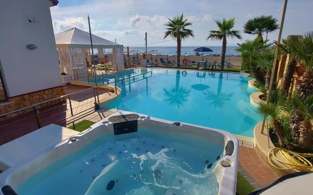 HOTEL IL GABBIANO BEACH