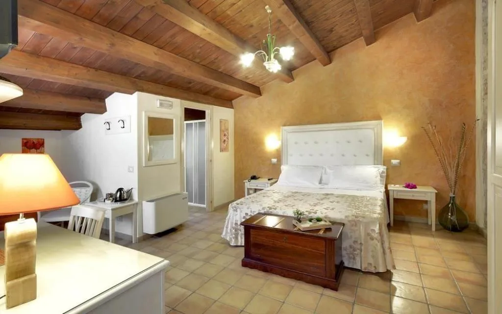 HOTEL ARTEMISIA RESORT