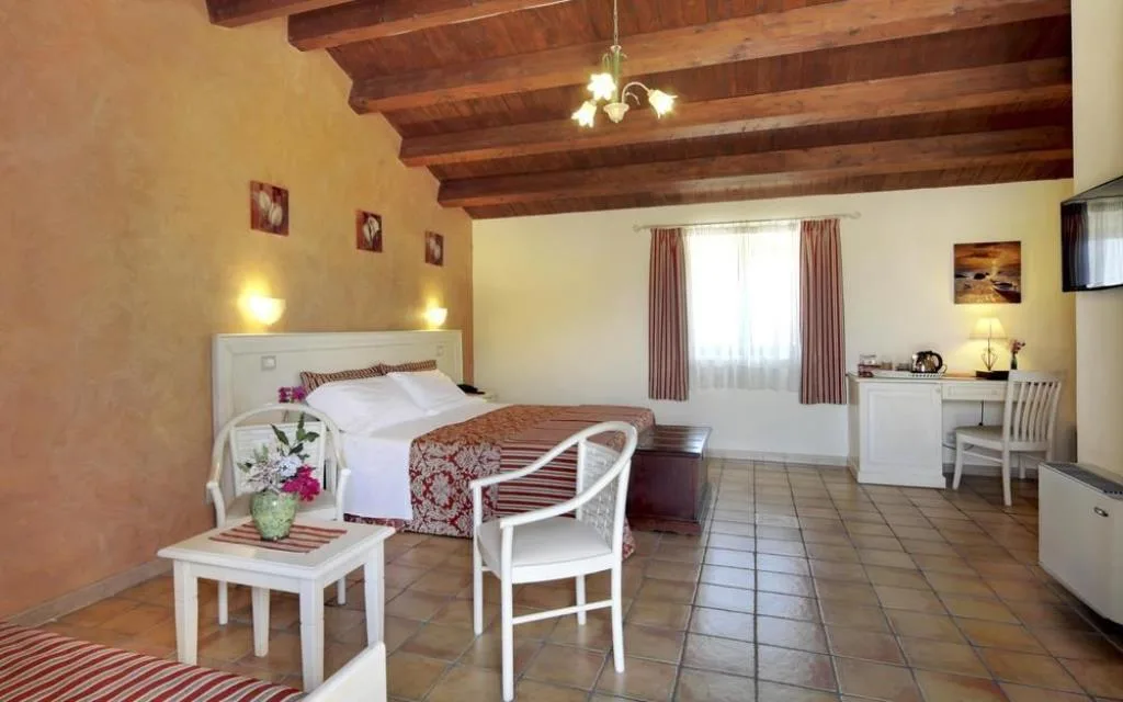 HOTEL ARTEMISIA RESORT