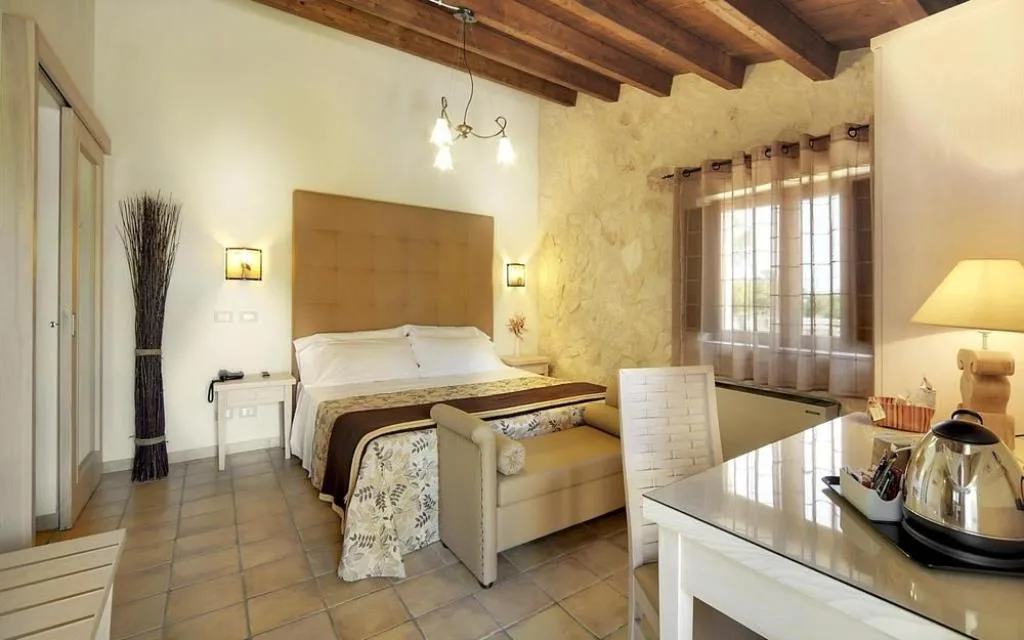 HOTEL ARTEMISIA RESORT