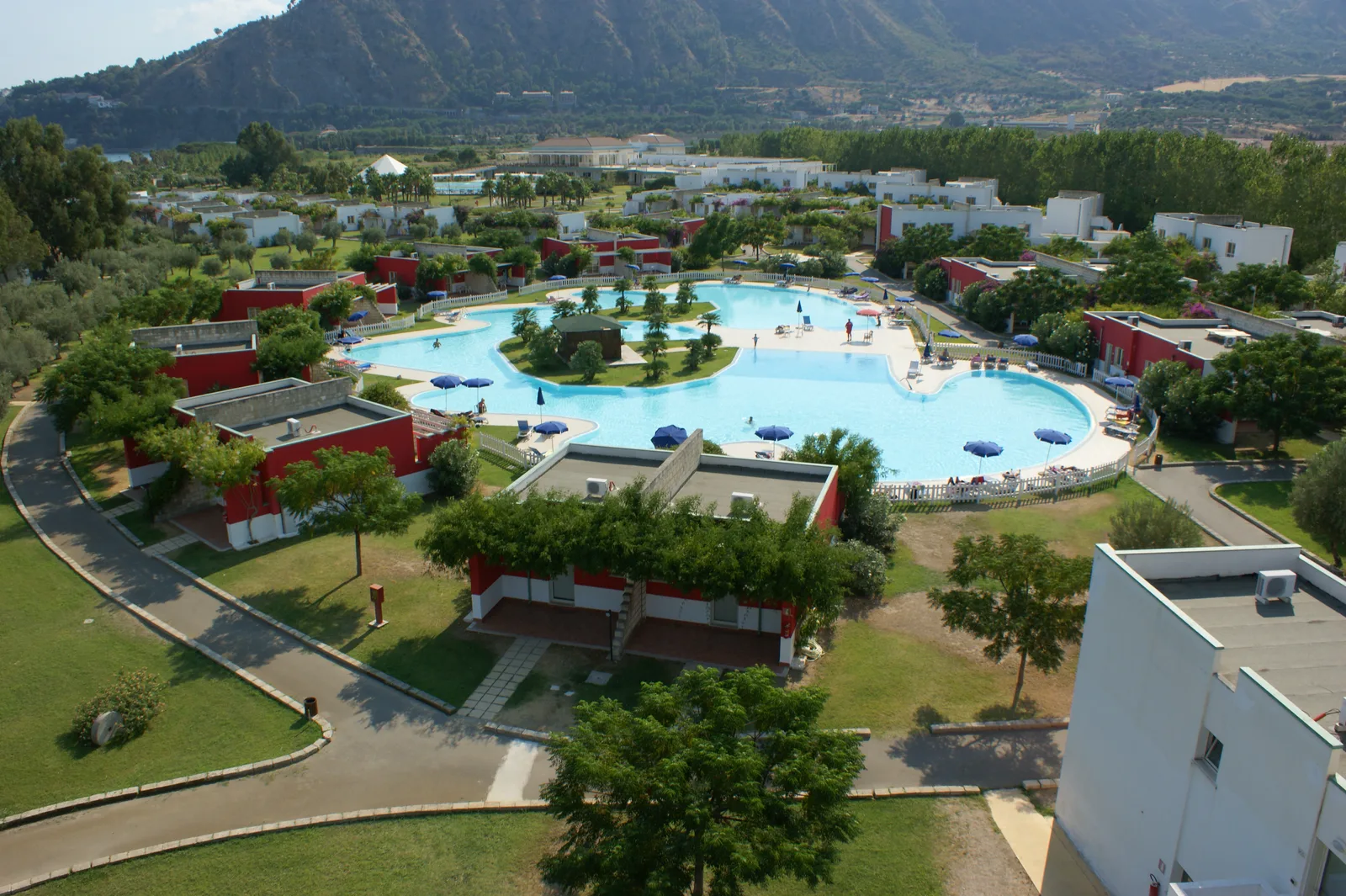 CLUB ESSE SUNBEACH