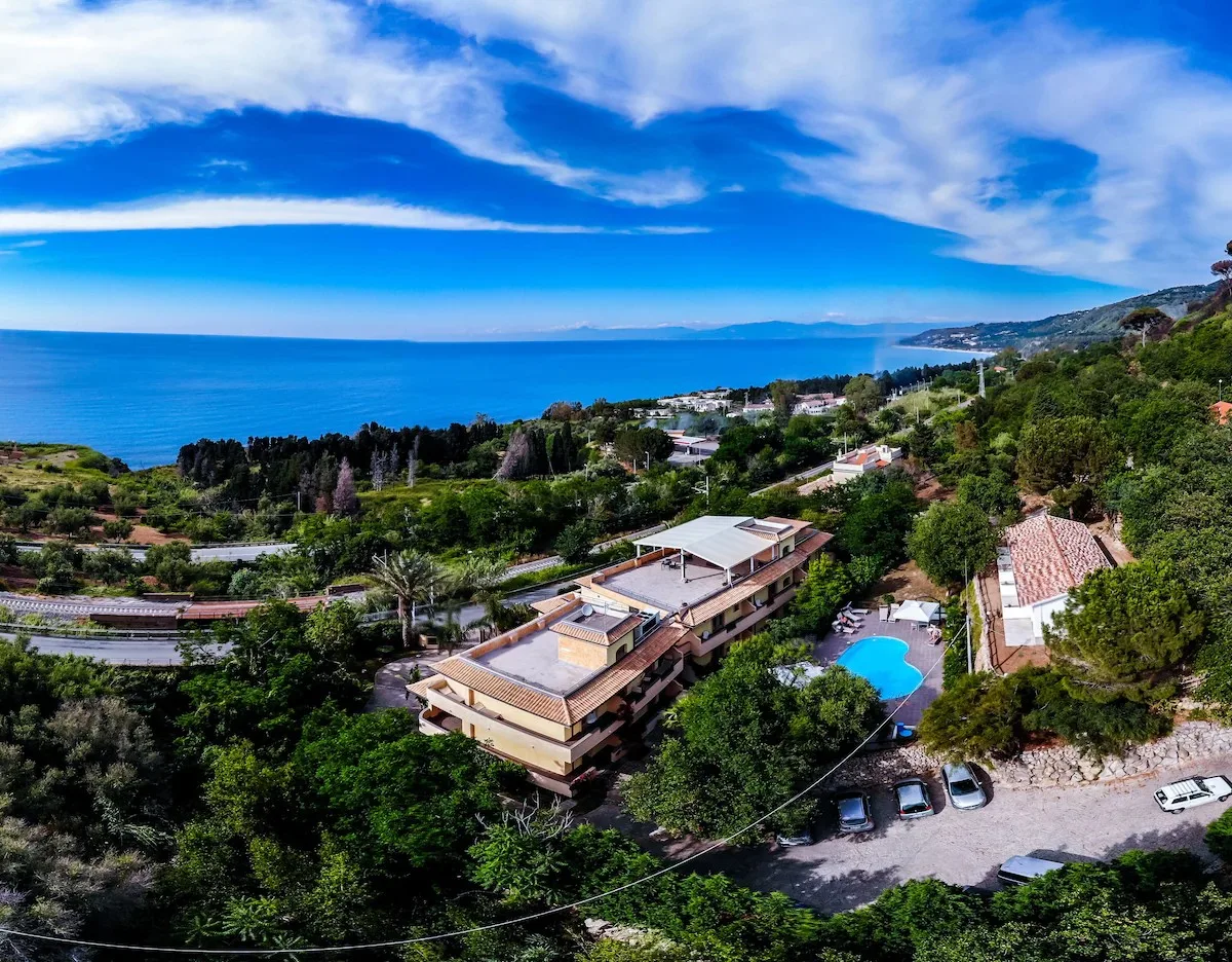 CANNAMELE ESCAPE RESORT