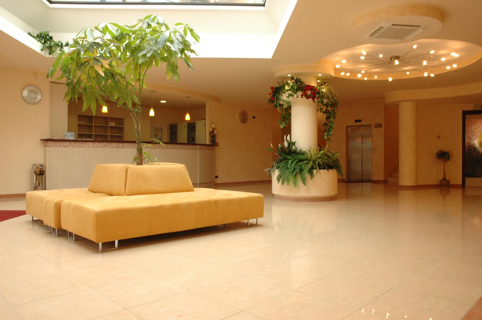 HOTEL NETTUNO PALACE