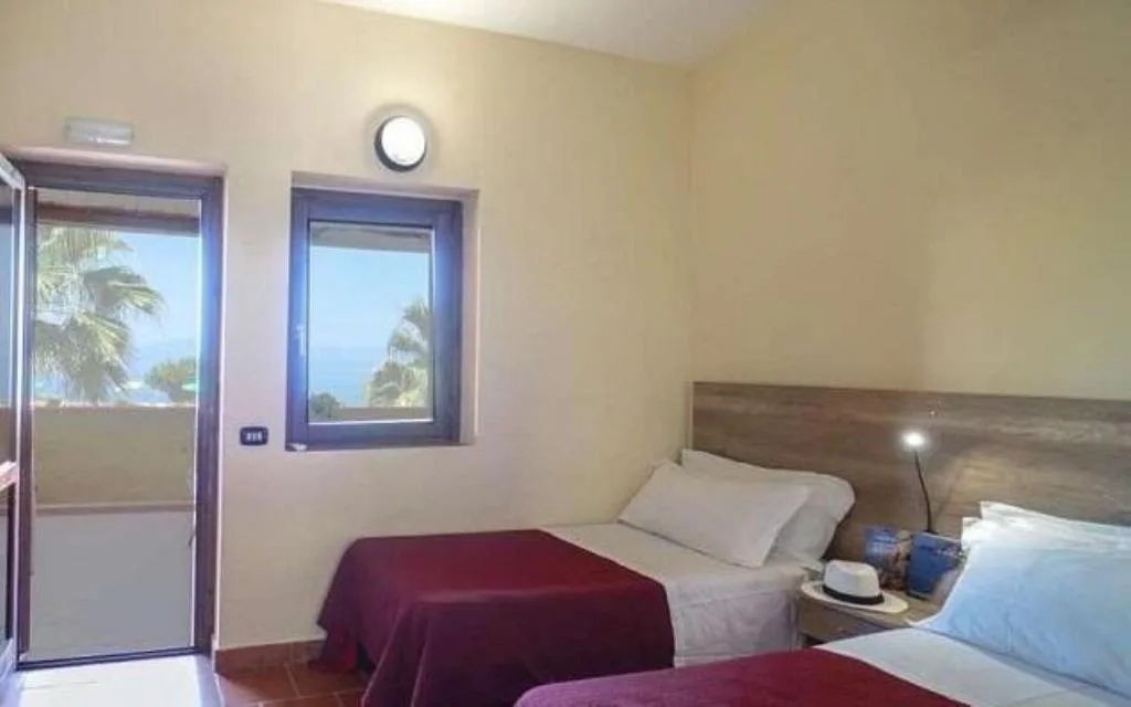 VILLAGGIO TORRE SANT'IRENE