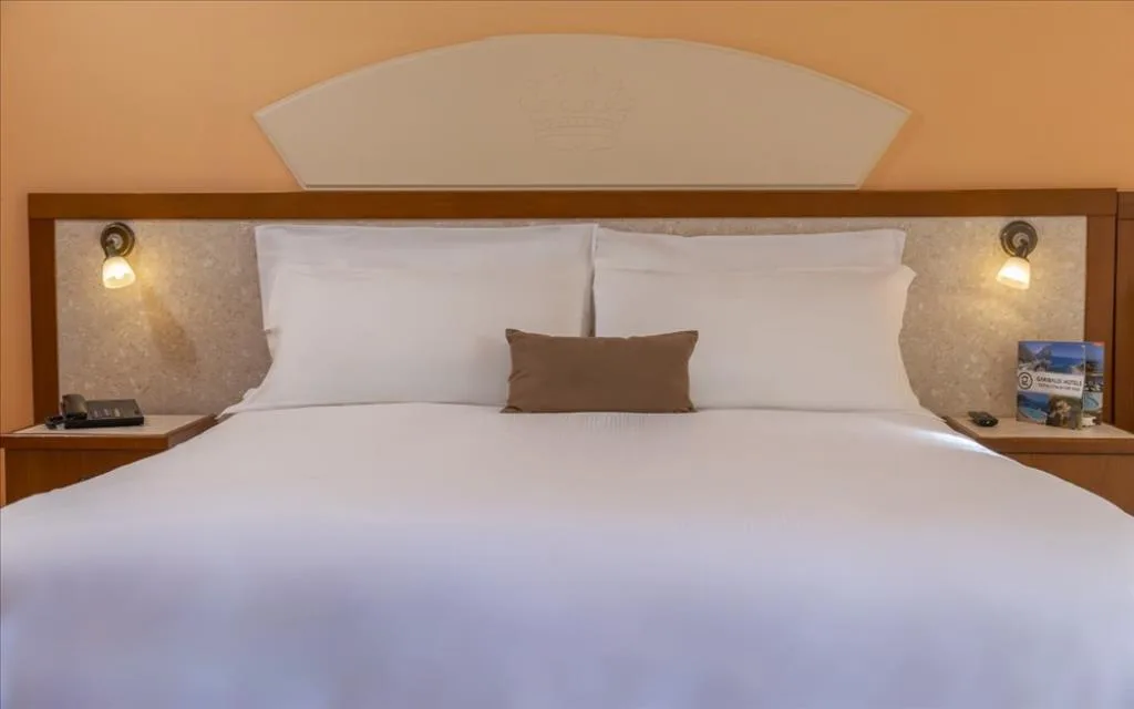 RESORT BAIA DI TEMPSA