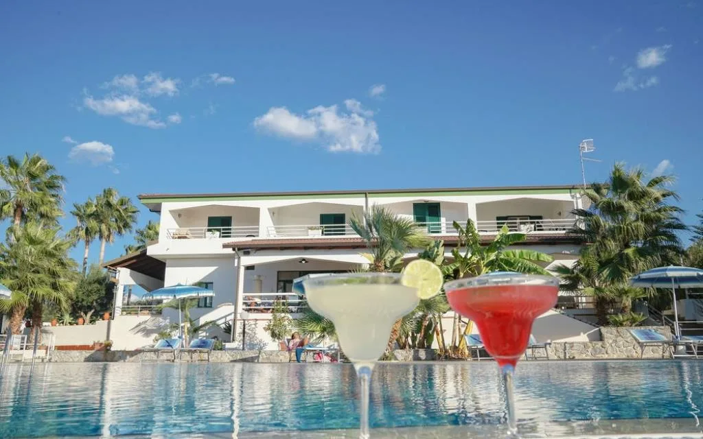 VILLAGGIO SANTA MONICA