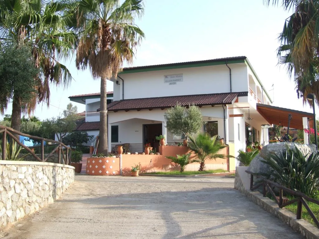 VILLAGGIO SANTA MONICA