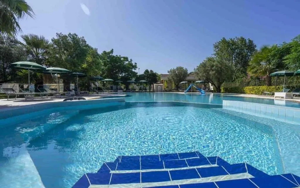 RESORT BORGO DEGLI ULIVI NATURAL VILLAGE