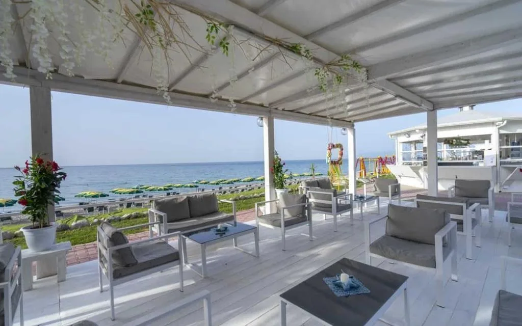 RESORT BORGO DEGLI ULIVI NATURAL VILLAGE