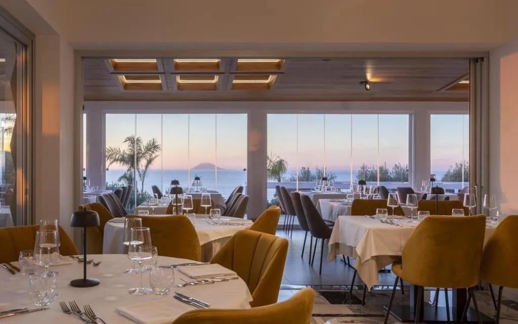 HOTEL MIDENZA SEASIDE & NATURE RETREAT