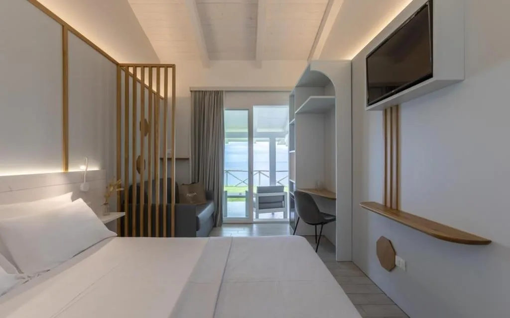 HOTEL MIDENZA SEASIDE & NATURE RETREAT