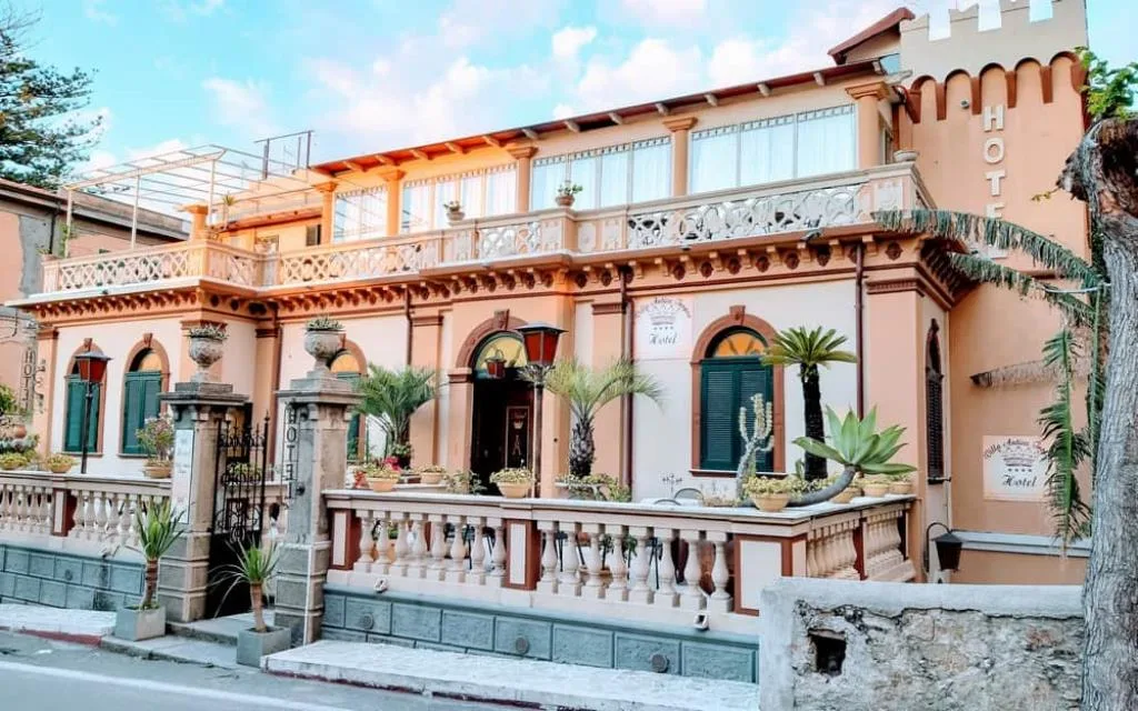 HOTEL VILLA ANTICA