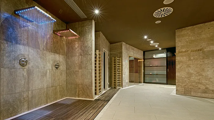 HOTEL BASILIANI