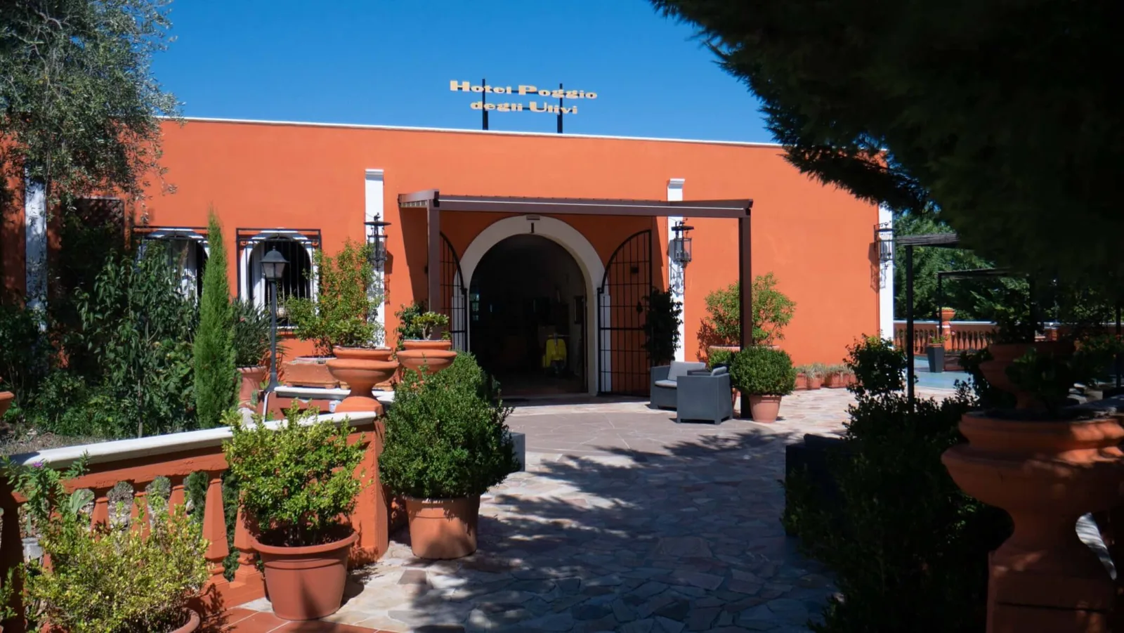 HOTEL POGGIO DEGLI ULIVI