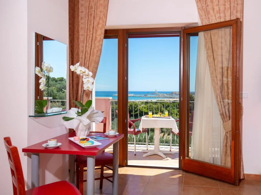 HOTEL DELLE MORE