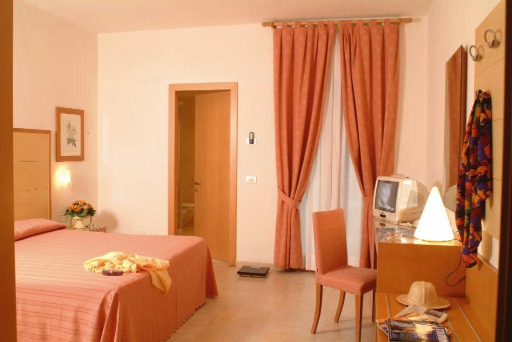 HOTEL DEGLI ARANCI