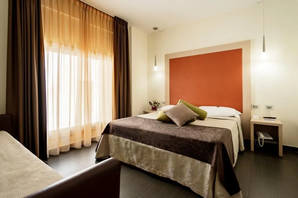 HOTEL 33 BARONI & PALAZZO PIRO