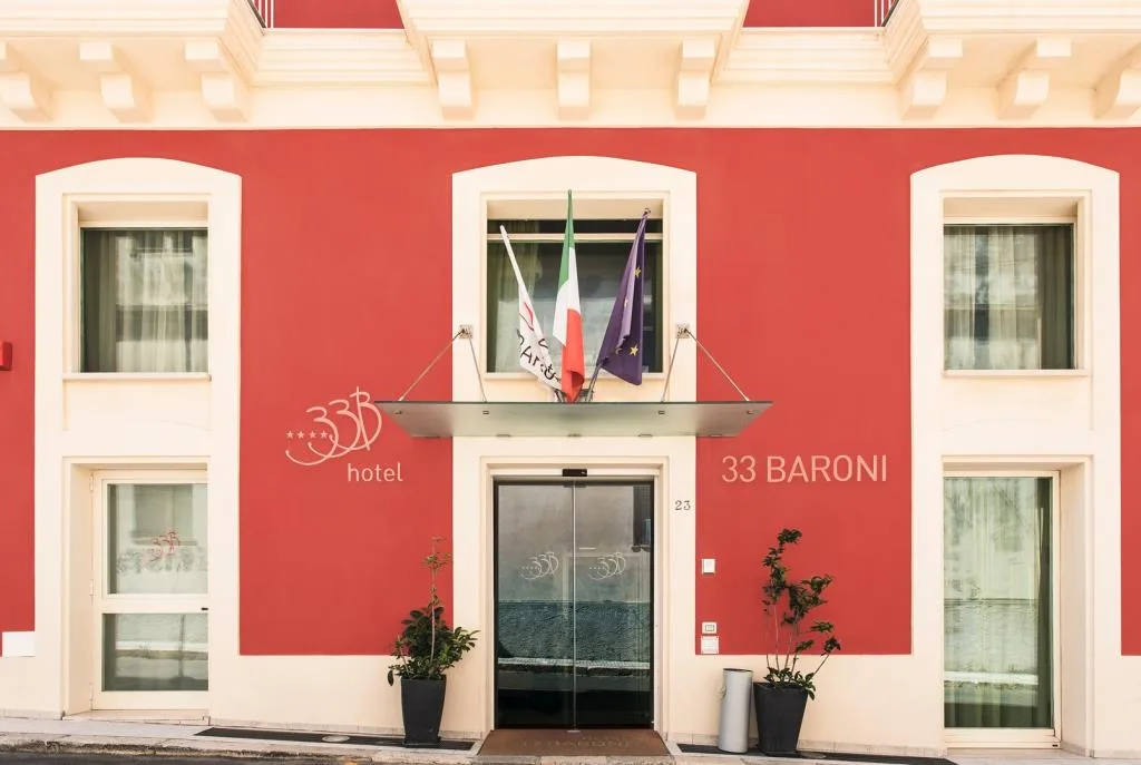 HOTEL 33 BARONI & PALAZZO PIRO