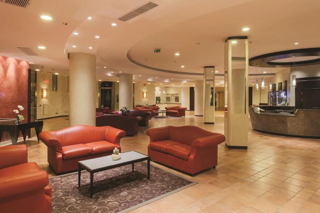HOTEL ACAYA GOLF RESORT & SPA